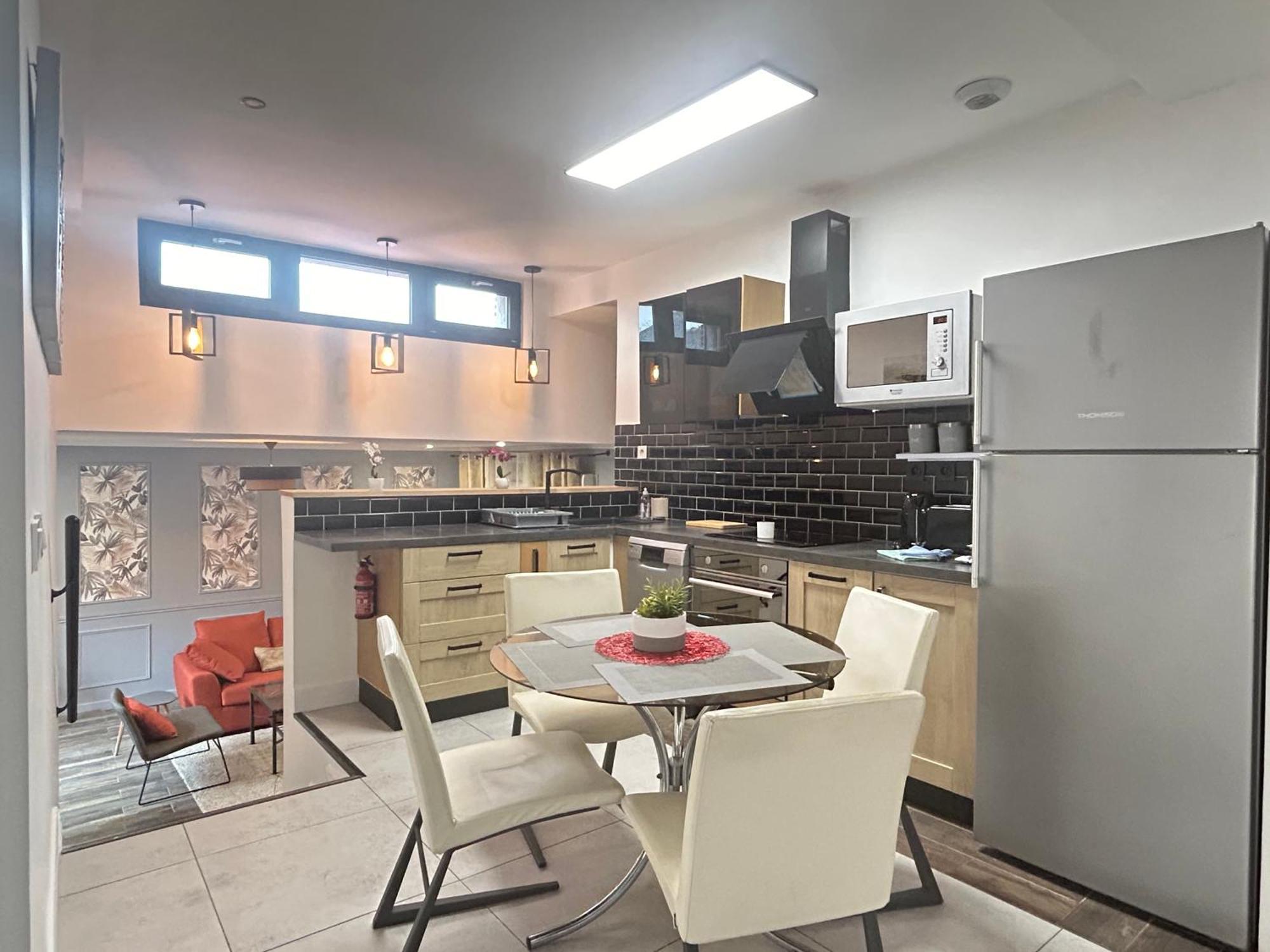 Marvel House - Disneyland 5Min, Private Parking, Terrace Magny-le-Hongre Exteriör bild