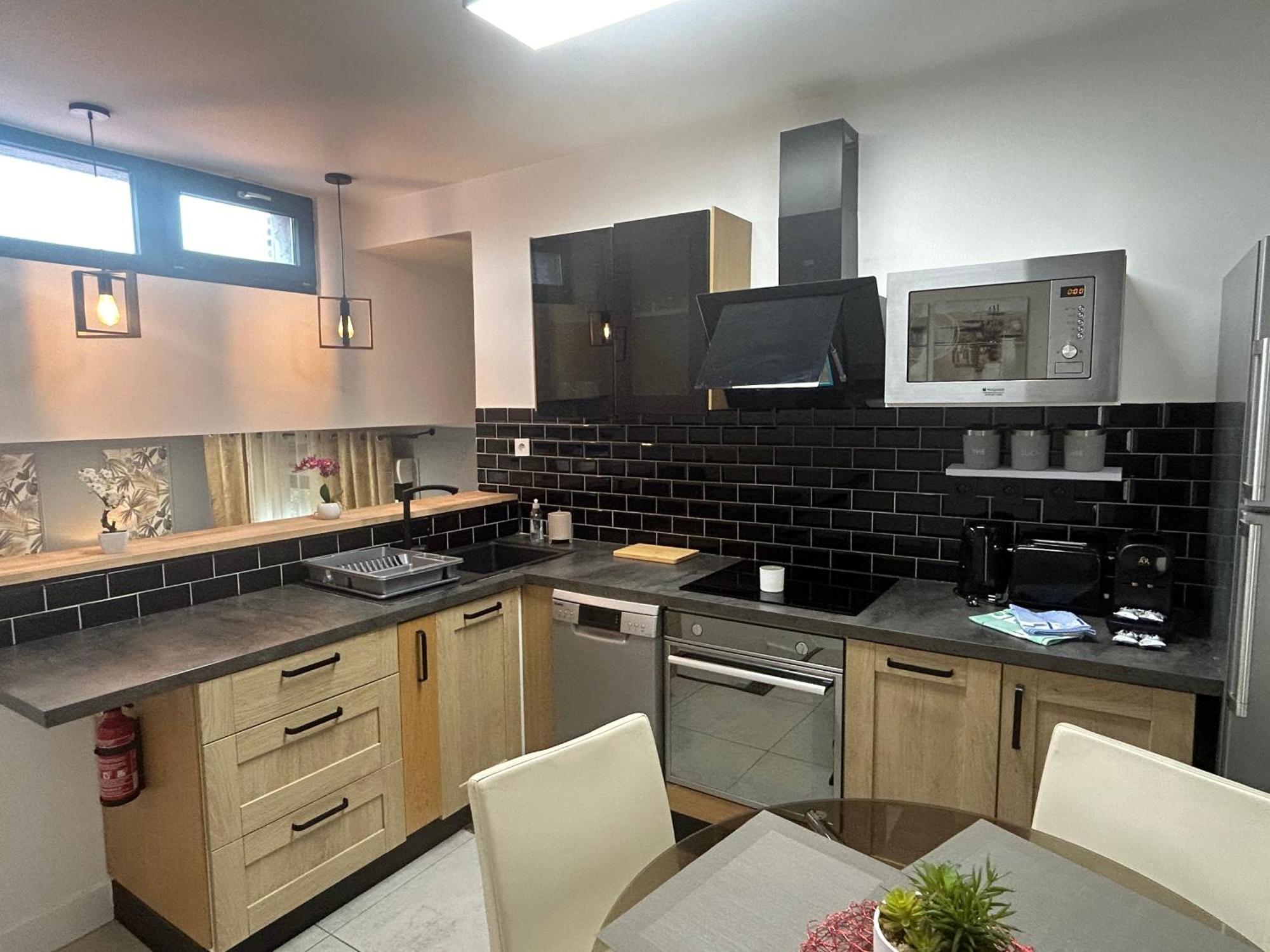 Marvel House - Disneyland 5Min, Private Parking, Terrace Magny-le-Hongre Exteriör bild